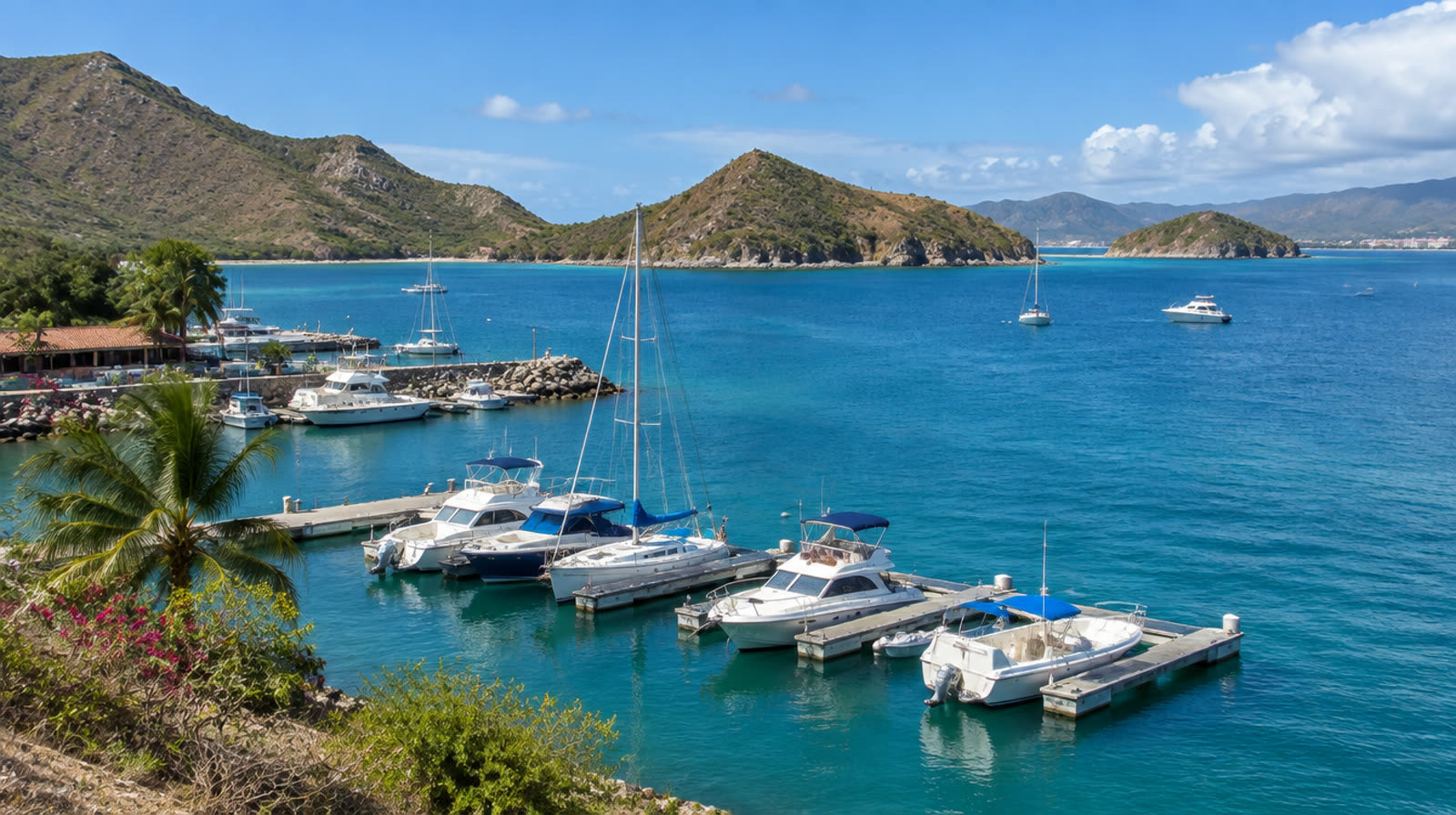 Marina and islands of the Mochima coast near Puerto La Cruz, Anzoátegui